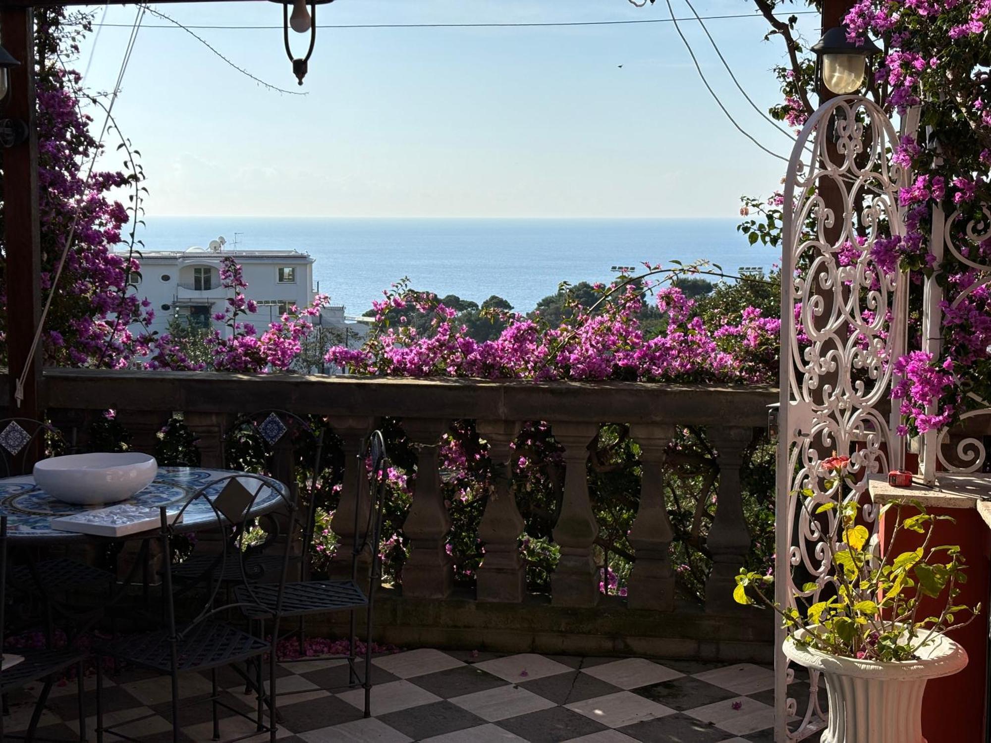 Luxury House In Villa Pompeiana Via Camerelle Con Terrazza Vista Mare Capri Buitenkant foto